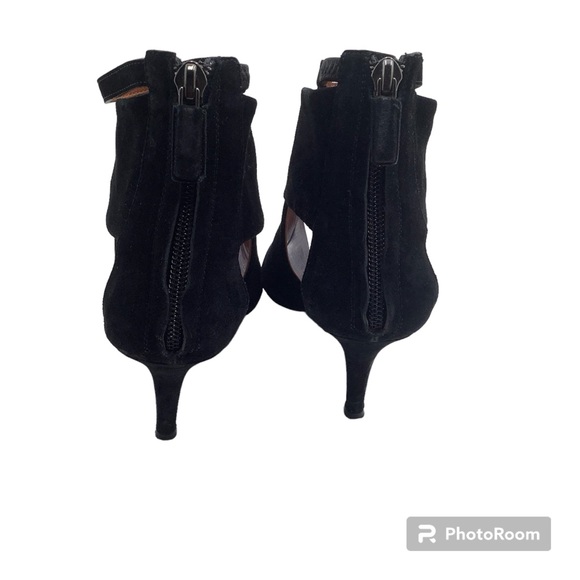 {Givency} Suede Leather Heels - Picture 8 of 14